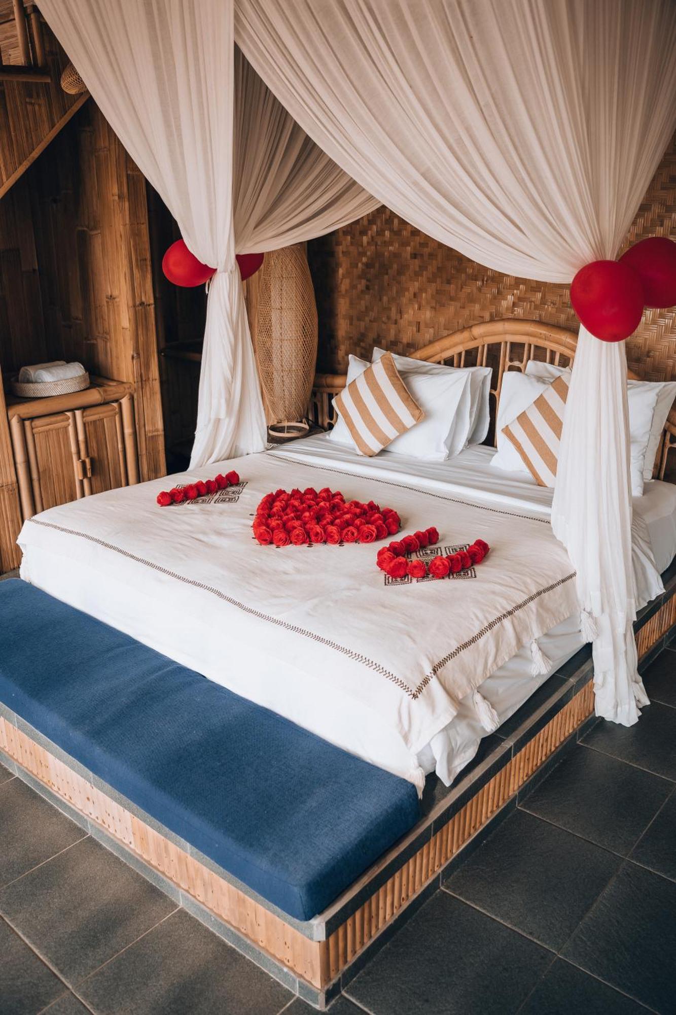 Selat Makerti Bali~Bamboo Houseヴィラ エクステリア 写真